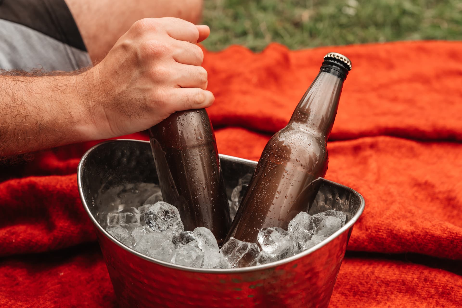 Reusable PET beer bottle 06